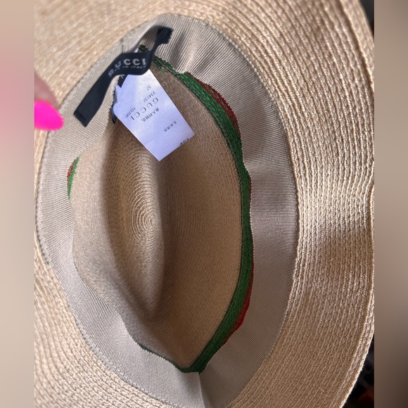 SOLD 🏆GUCCI Straw Bucket Hat with Iconic Red and Green Web Stripe Medium - Picture 8 of 8